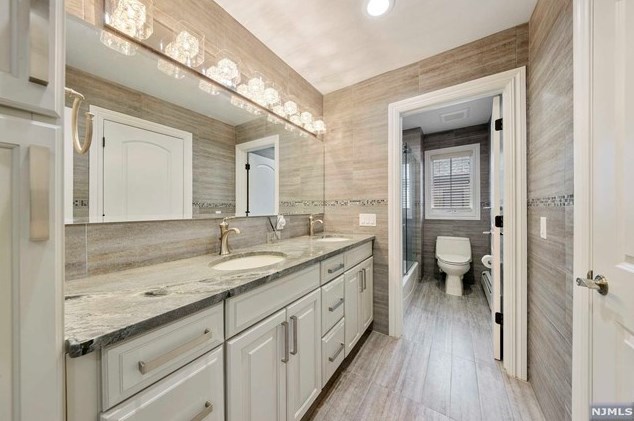 1107 Harvard Pl, West Fort Lee NJ  07024-1627 exterior