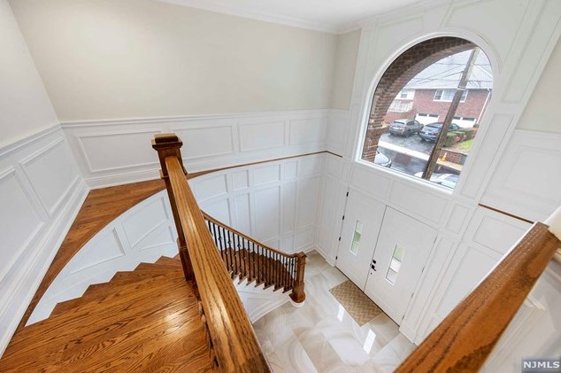 1107 Harvard Pl, West Fort Lee NJ  07024-1627 exterior