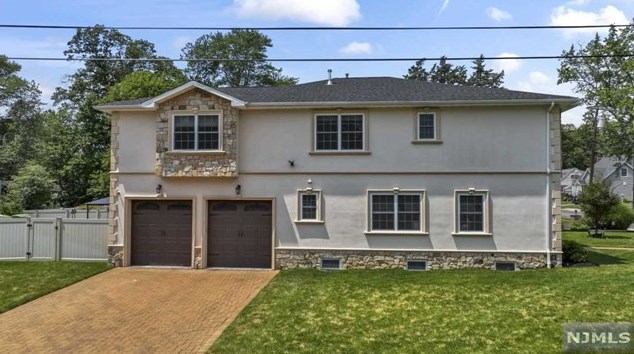 129 Palisade Ave, Emerson NJ  07630-1844 exterior