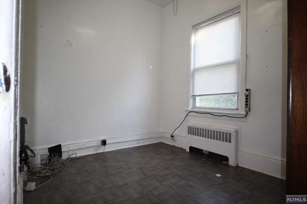 41-5 Irving St, Jersey City NJ  07307-2545 exterior