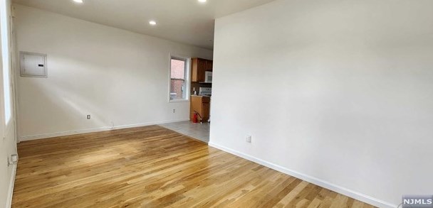 66 Brookside Ave, Lodi NJ  07644-3207 exterior