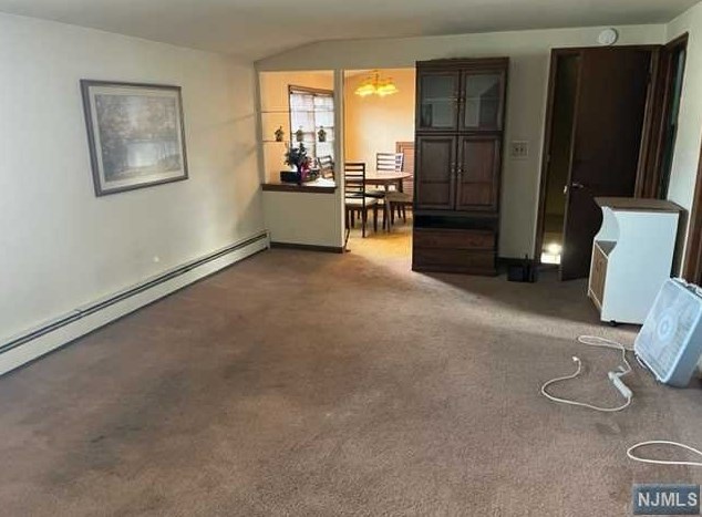 198 Charlton Ave, Lodi NJ  07644-3506 exterior