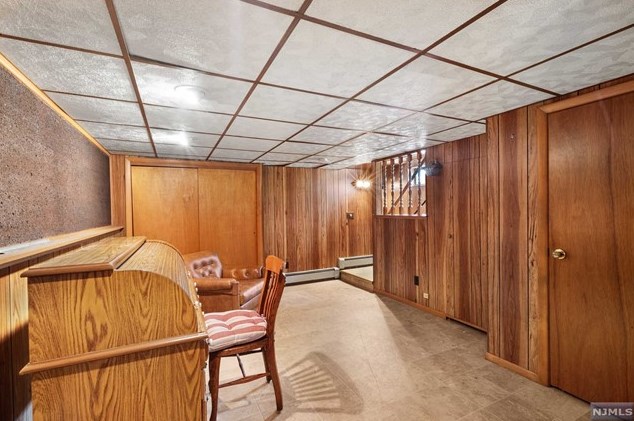 379 Washington Ave, Rutherford NJ  07070-1041 exterior