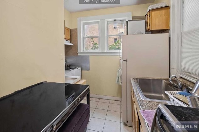 25 Franklin Pl, Rutherford NJ 07070-1707 exterior