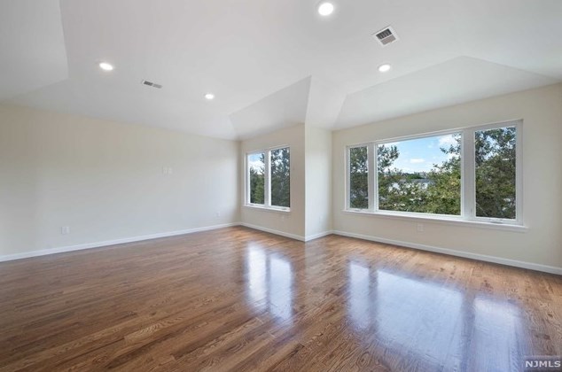 78 Ridgewood Ave, Newark NJ  07108-2518 exterior