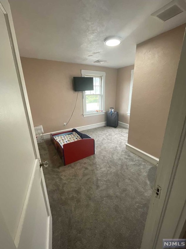 140 Broadway, Pennsville NJ 08070-1418 exterior