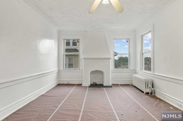 101 Vassar Ave, Newark NJ  07112-2249 exterior