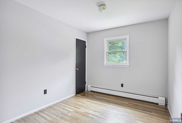 28 Longview Ln, Hardyston NJ  07419-1918 exterior