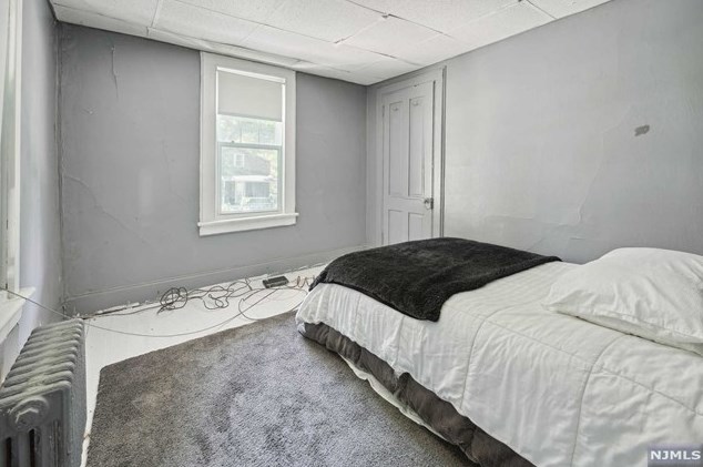 192 Pascack Rd, Park Ridge NJ 07656-1174 exterior