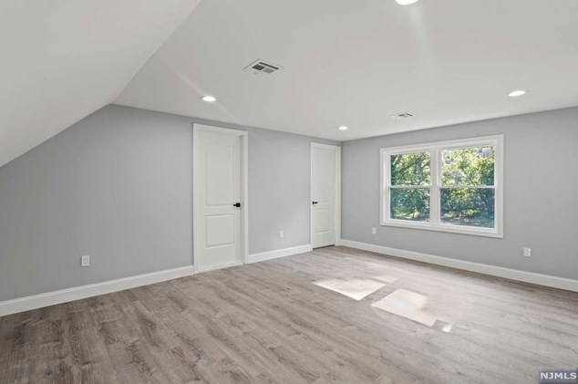 148 Valley Rd, Wayne NJ  07470-3949 exterior