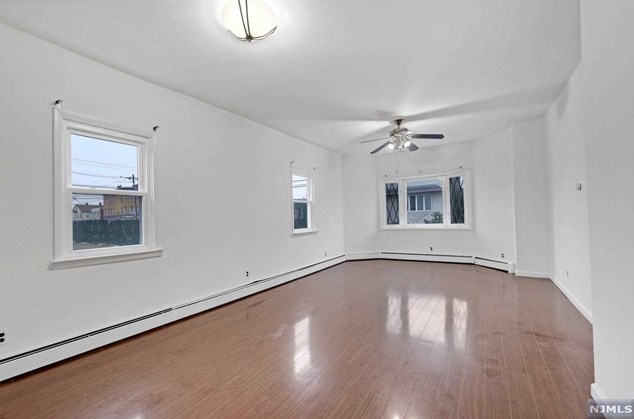 549 Freeman St, Lyndhurst NJ  07071-1909 exterior