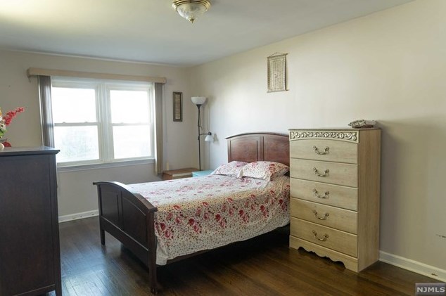 733 Colonial Ave, Union Center NJ 07083-7407 exterior