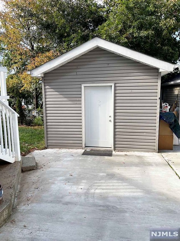 44 Jackson Ave, Rutherford NJ  07070-1006 exterior