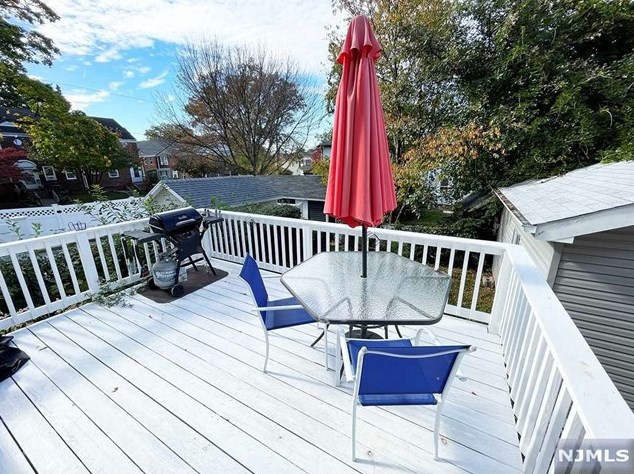 44 Jackson Ave, Rutherford NJ  07070-1006 exterior