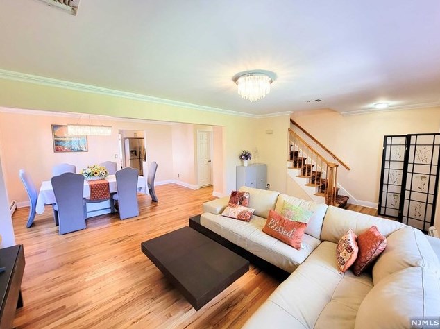 106 Hawthorne Ave, Park Ridge NJ  07656-1268 exterior