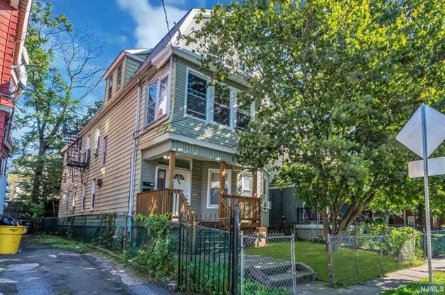 48 Baldwin Ave, Newark NJ  07108-1507 exterior