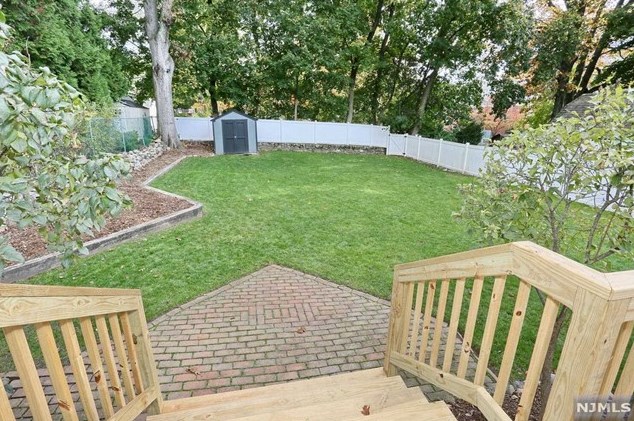 86 Chestnut St, Midland Pk NJ  07432-1514 exterior