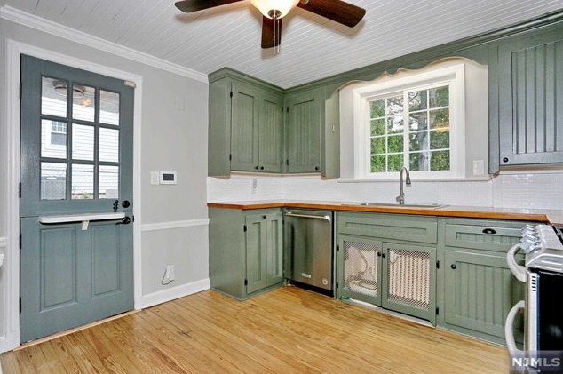 86 Chestnut St, Midland Pk NJ  07432-1514 exterior