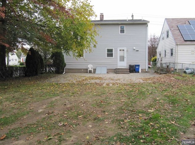 176 Charlton Ave, Lodi NJ  07644-3506 exterior