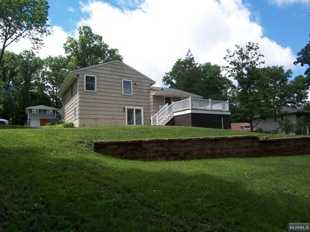 10 King Rd, Park Ridge NJ  07656-2220 exterior