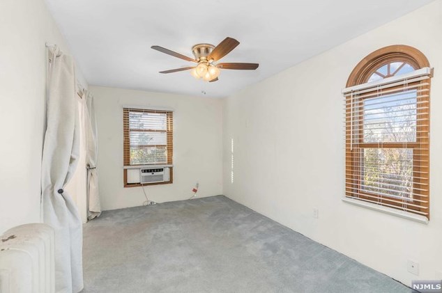 12 Eastern Way, Rutherford NJ  07070-2116 exterior