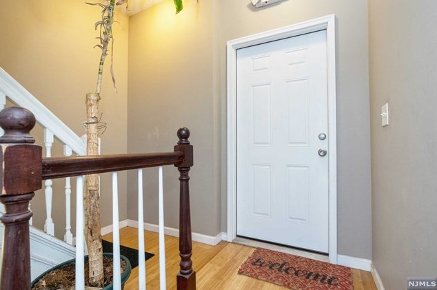 19 Farley Ave, Newark NJ  07108-1509 exterior