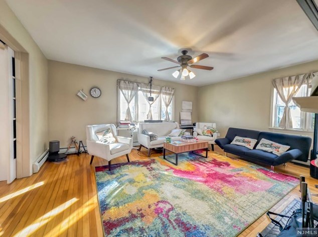 1025 Palisade Ave, West Fort Lee NJ  07024-6320 exterior