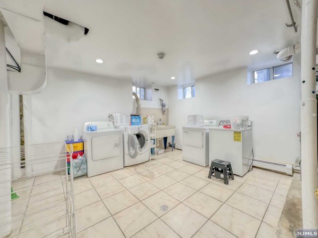 1025 Palisade Ave, West Fort Lee NJ  07024-6320 exterior