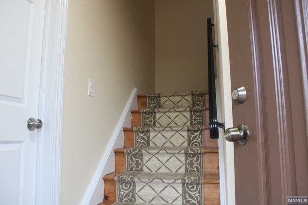 14 La Salle Ave, Clifton NJ  07013-2912 exterior