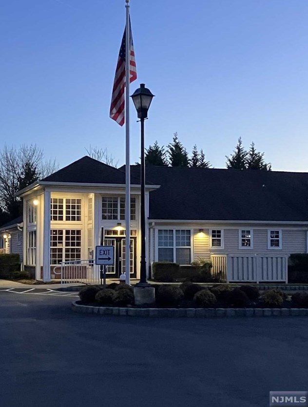 3107 Cory Ln, Elmwood Park NJ  07407 exterior