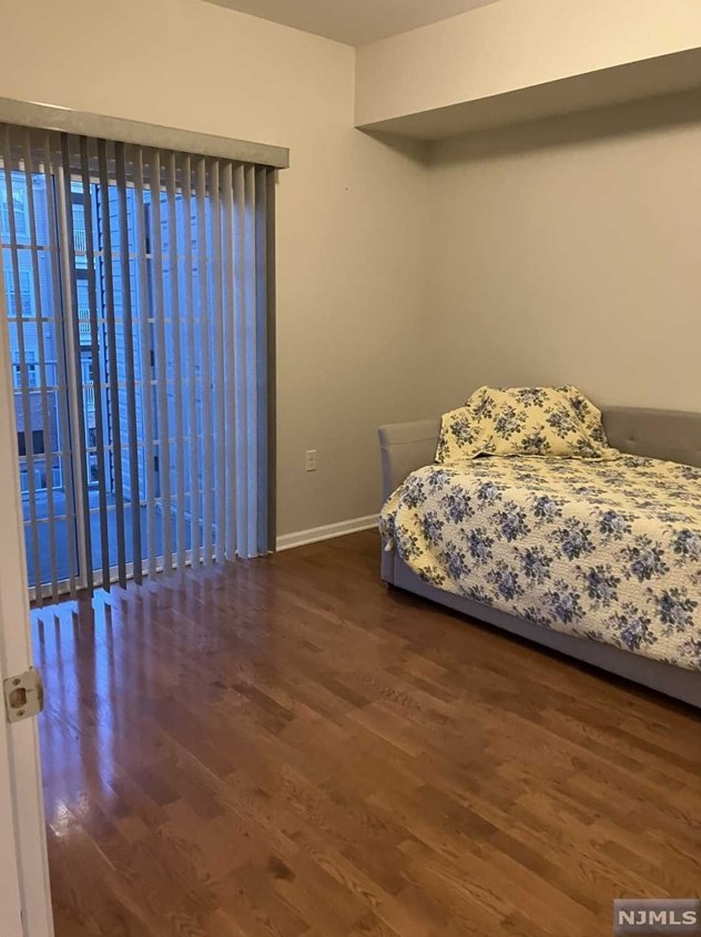 3107 Cory Ln, Elmwood Park NJ  07407 exterior