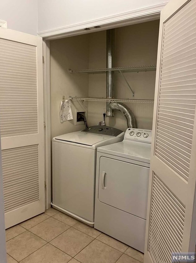 3107 Cory Ln, Elmwood Park NJ  07407 exterior