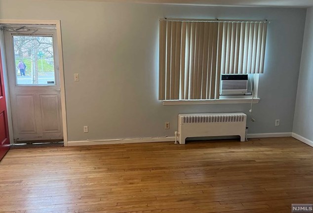 400 Esplanade, Hackensack NJ  07601-1407 exterior