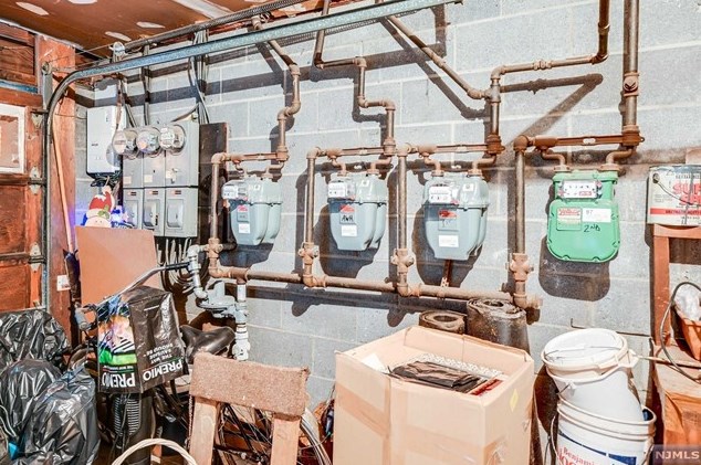 503 Palisade Ave, Union City NJ  07087-5212 exterior