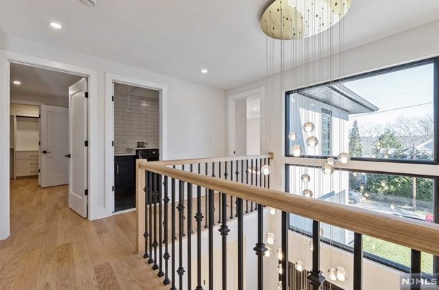 129 Lylewood Dr, Tenafly NJ  07670-1908 exterior