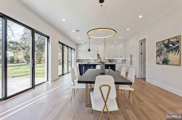 129 Lylewood Dr, Tenafly NJ  07670-1908 exterior