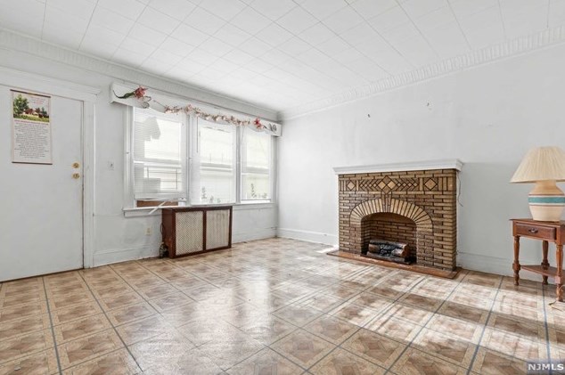 75 40th St, Irvington NJ  07111-1208 exterior