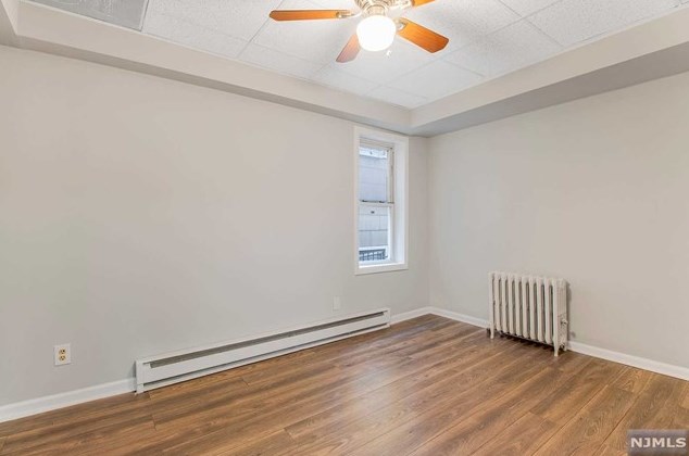 71 Franklin St, Belleville NJ 07109-1002 exterior