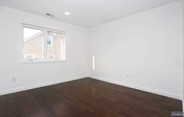262 Wilson St, Hackensack NJ  07601-3024 exterior
