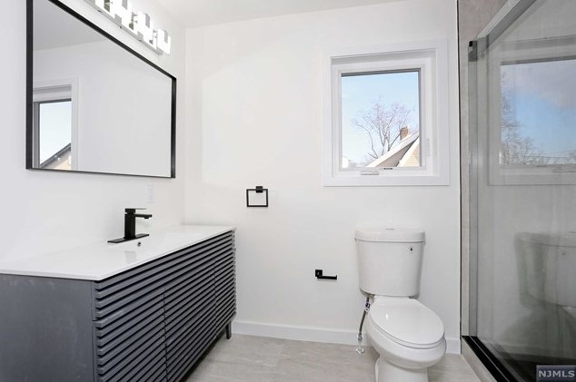 262 Wilson St, Hackensack NJ  07601-3024 exterior