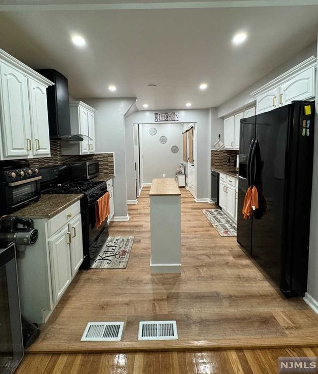 147 Bedford Ave, Teaneck NJ  07666-5904 exterior