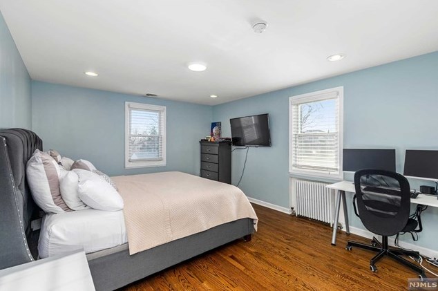 50 Crane Ave, Rutherford NJ  07070-2536 exterior