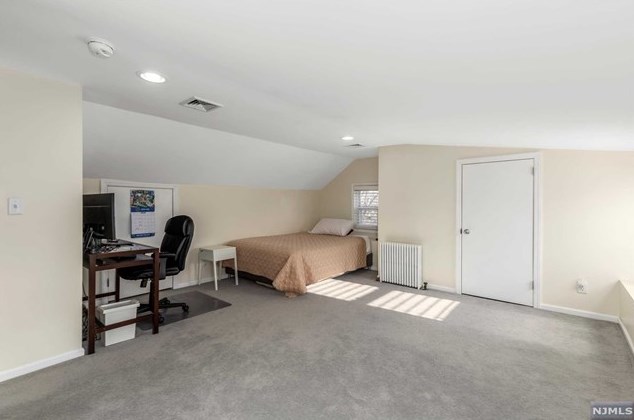 50 Crane Ave, Rutherford NJ  07070-2536 exterior