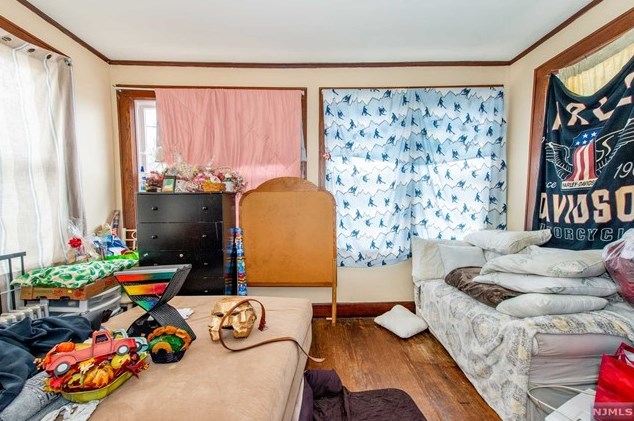 451 Hazel St, Clifton NJ  07011-2818 exterior