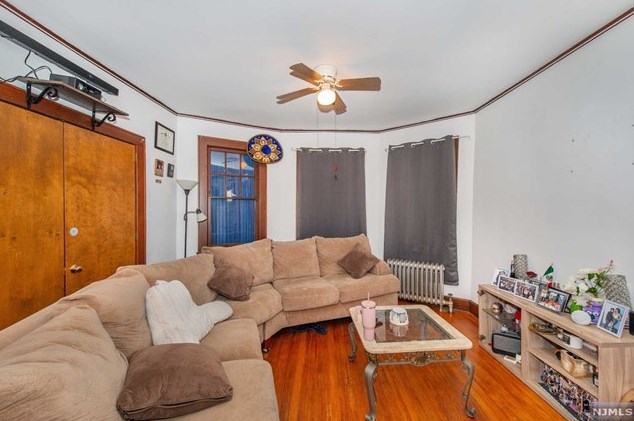 451 Hazel St, Clifton NJ  07011-2818 exterior