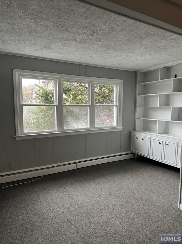 649 New Jersey Ave, Lyndhurst NJ  07071-2020 exterior