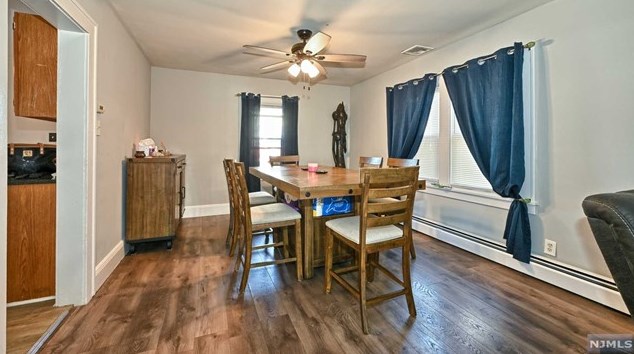 81 Lakeside Ave, Pompton Lakes NJ  07442-1741 exterior