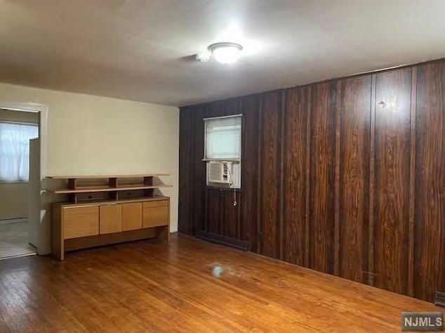 124 Dean Dr, Tenafly NJ  07670-2749 exterior