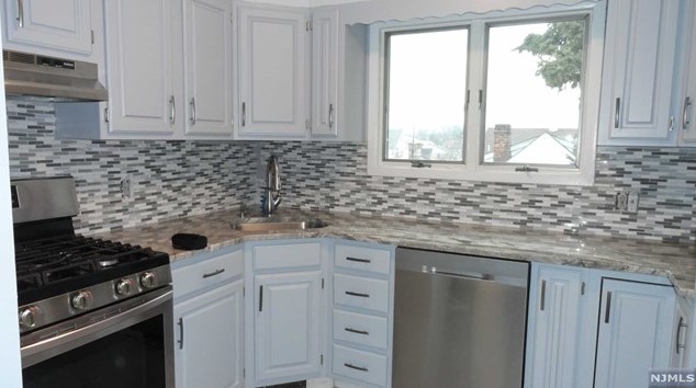 68 Keasler Ave, Lodi NJ  07644-1416 exterior