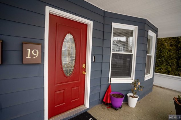19 Lincoln Ave, Dover NJ  07801-3513 exterior